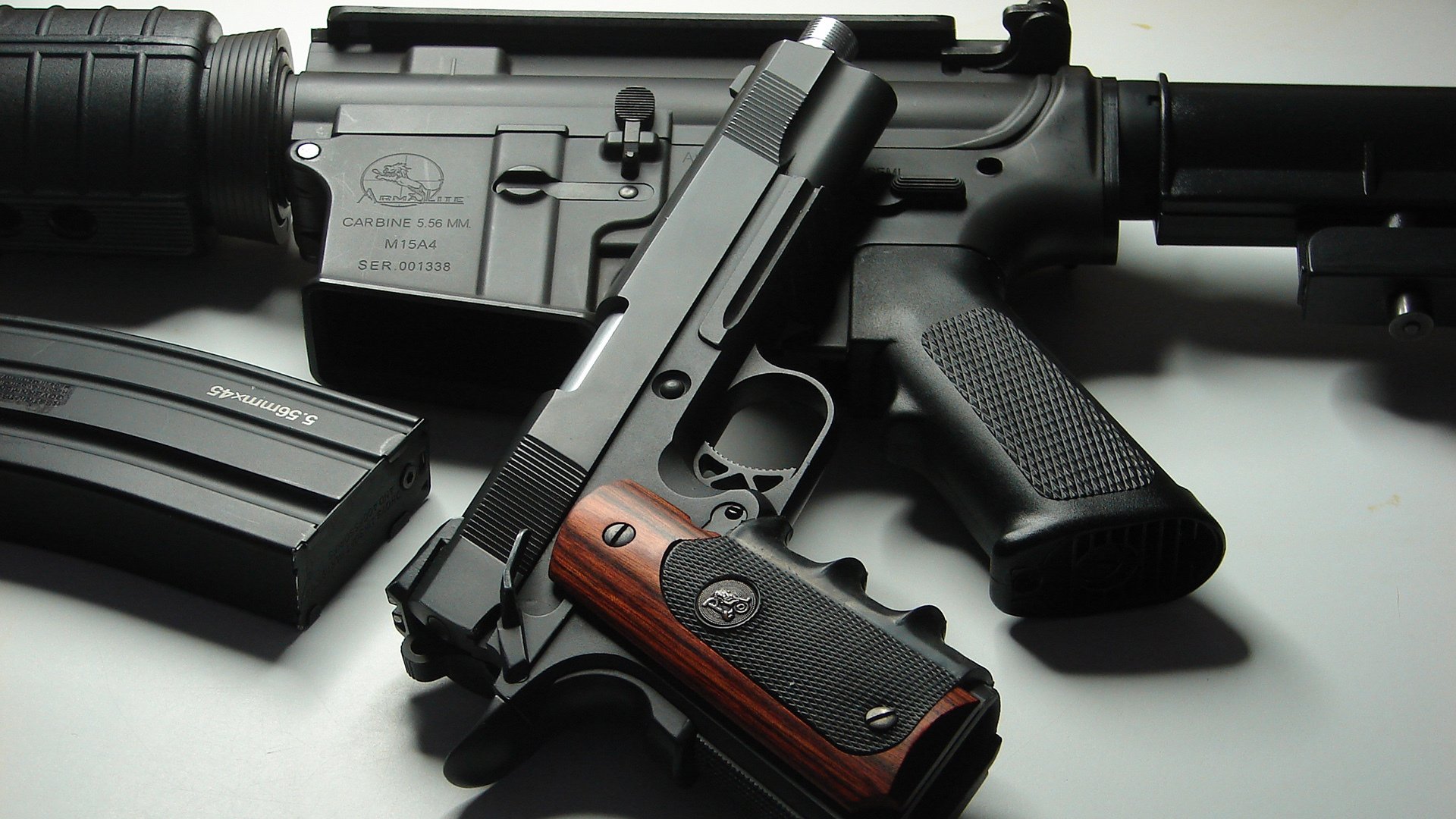 开云体育app-范弗利特之夜，当一颗陨落星绘出无解方程式